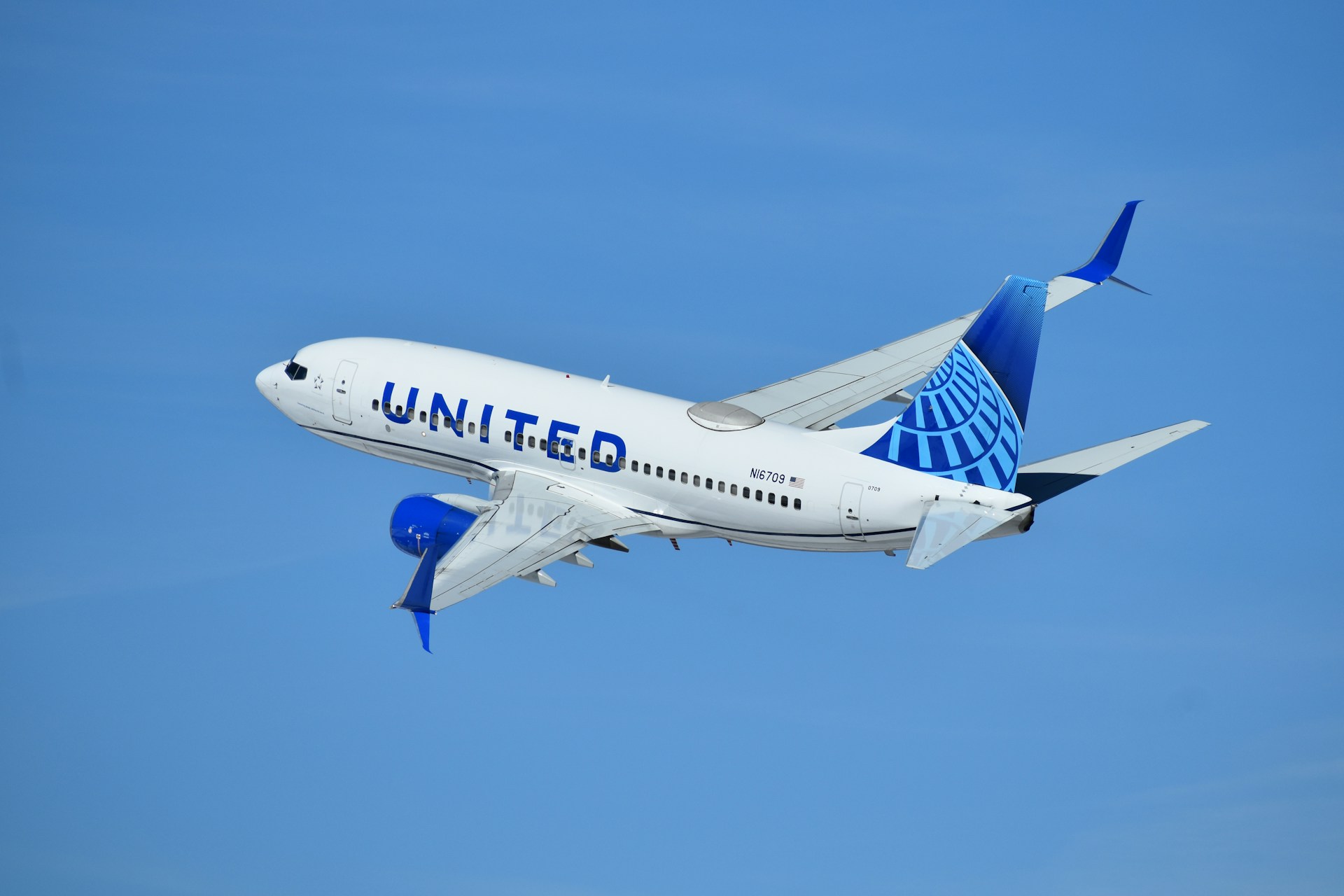 United MileagePlus Program Guide